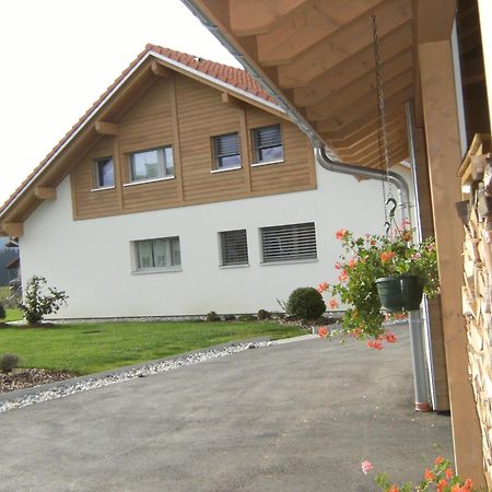 Appartement De Vacances Niederer La Côte-aux-Fées Esterno foto